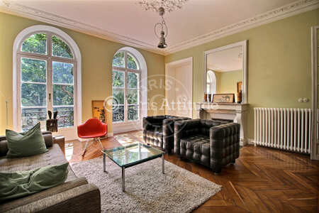 Living room Furnished apartment - 87m²  - 2 bedrooms - Moulin Rouge / Pigalle - Paris