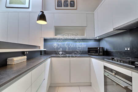 Kitchen Furnished apartment - 105m²  - 3 bedrooms - Place des Vosges - Paris