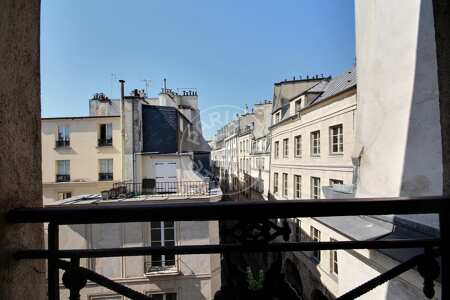 Toilet Furnished apartment - 105m²  - 3 bedrooms - Place des Vosges - Paris