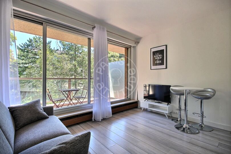 Furnished studio - Neuilly-sur-Seine 92200 - 14092