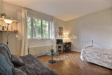 Salon Studio meublé - 35m²  - Montmartre / Place des Abbesses - Paris