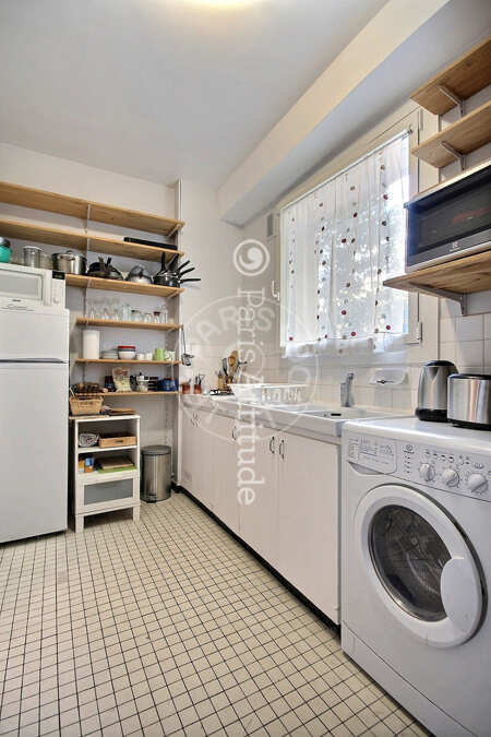 Cuisine Studio meublé - 35m²  - Montmartre / Place des Abbesses - Paris