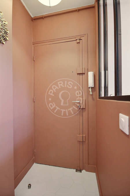 Entrance Furnished apartment - 32m²  - 1 bedroom - Guy Môquet - Paris
