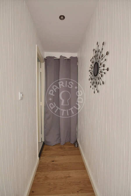 Entrée Studio alcove meublé - 27m²  - Tour Eiffel - Paris