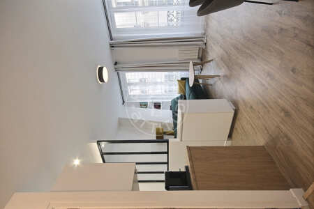 Entrance Furnished studio - 23m²  - Canal Saint-Martin - Paris