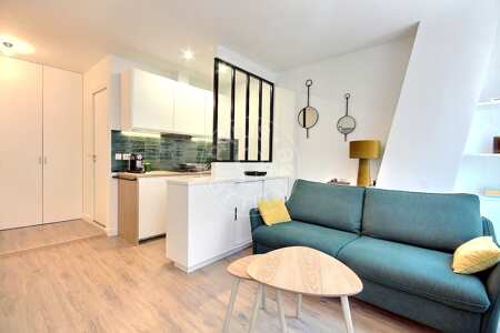 Living room Furnished studio - 23m²  - Canal Saint-Martin - Paris