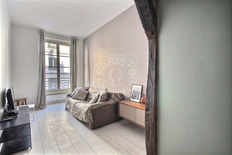 1 locale arredato - Parigi 75001 - 14110
