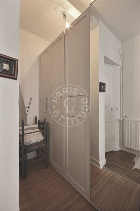 Vestidor Apartamento mobilado - 39m²  - 1 quarto - Place de Clichy - Paris