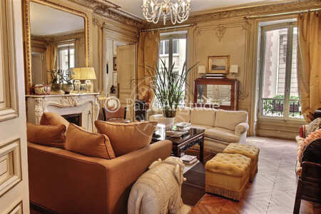 Salon Appartement meublé - 160m²  - 2 chambres - Alma-Marceau - Paris