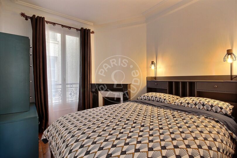 1 dormitorio amueblado - París 75011 - 14152