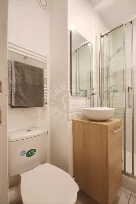 Casa de banho Apartamento mobilado - 28m²  - 1 quarto - Faubourg Saint-Martin - Paris