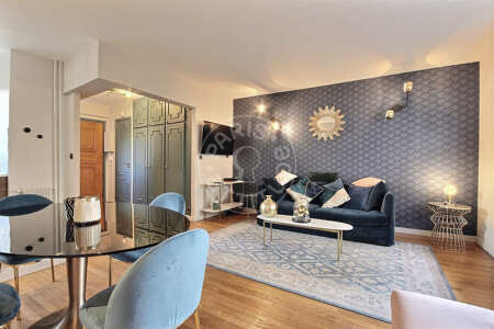 Salon Appartement meublé - 52m²  - 1 chambre - Invalides - Paris