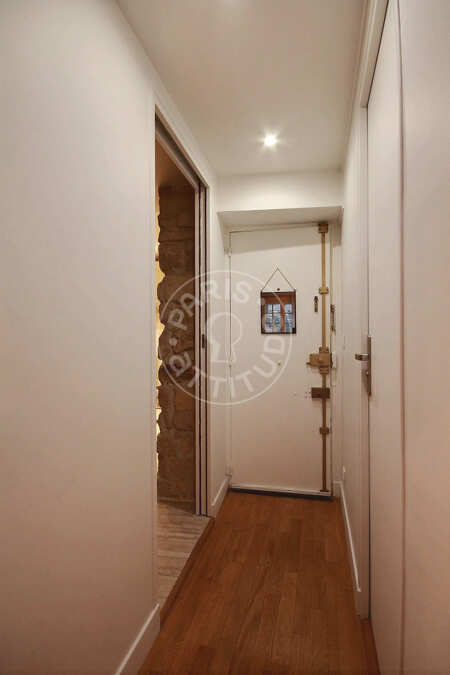 Ingresso Appartamento arredato - 66m²  - 1 locale - Arts et Métiers - Parigi