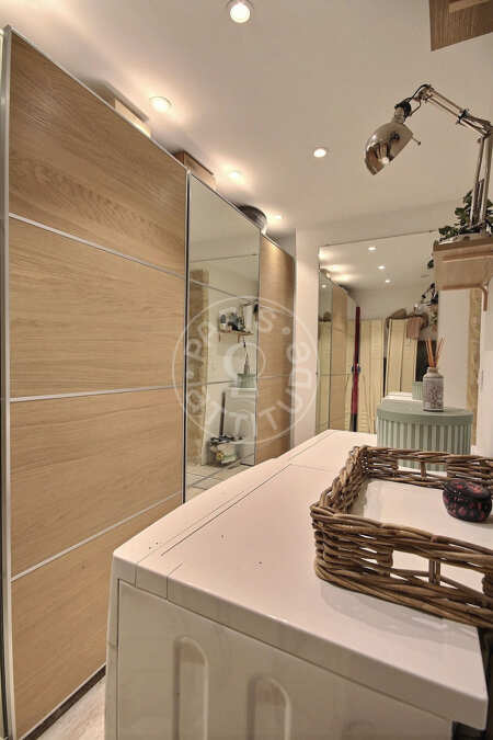 Lavanderia Appartamento arredato - 66m²  - 1 locale - Arts et Métiers - Parigi