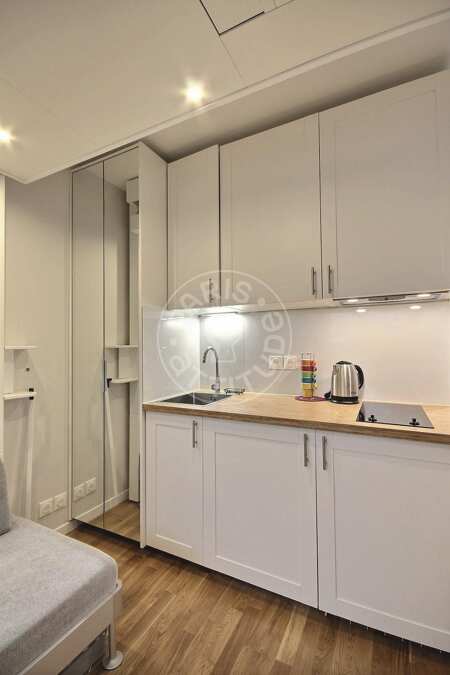 Cuisine Studio meublé - 15m²  - Tour Eiffel - Paris