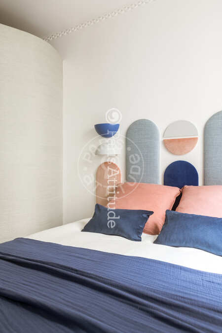 Bedroom Furnished apartment - 57m²  - 2 bedrooms - Montorgueil - Paris