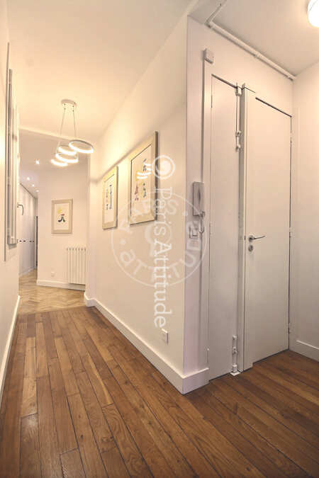 Entrance Furnished apartment - 60m²  - 2 bedrooms - Nation - Paris