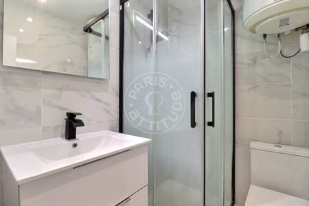 Bathroom Furnished studio - 15m²  - Montorgueil - Paris