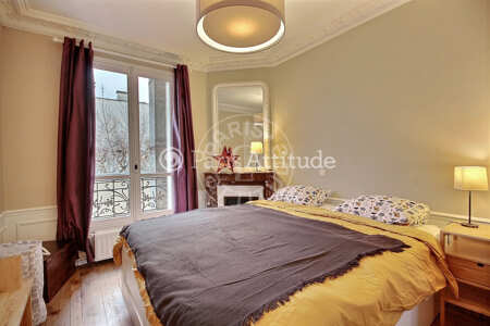 Chambre Appartement meublé - 69m² - 2 chambres - Montmartre / Place des Abbesses - Paris