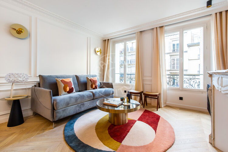 Sala - 3 quartos mobiliado - Paris 75010 - 14217
