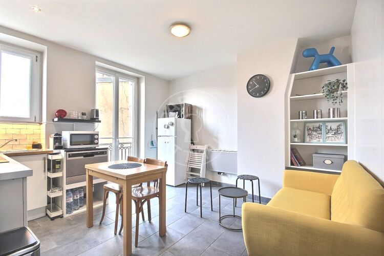 Living room - Furnished 2 bedrooms - Paris 75011 - 14242