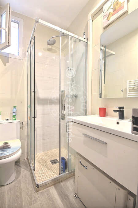 Salle de bain Appartement meublé - 43m²  - 1 chambre - Porte de Versailles - Paris