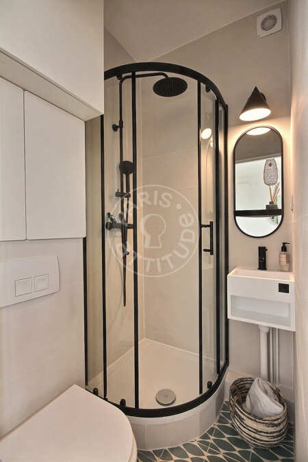 Casa de banho Studio mobilado - 16m²  - Trocadéro - Paris