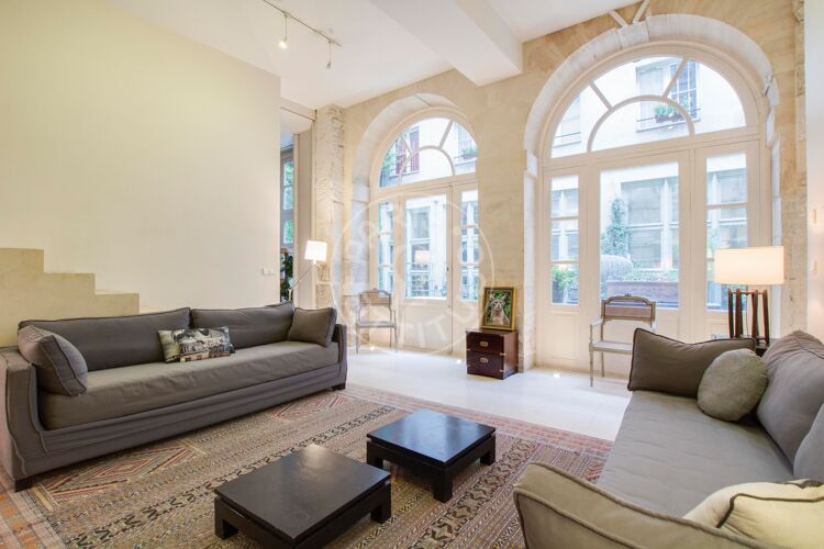 Living room - Furnished 3 bedrooms - Paris 75003 - 14282