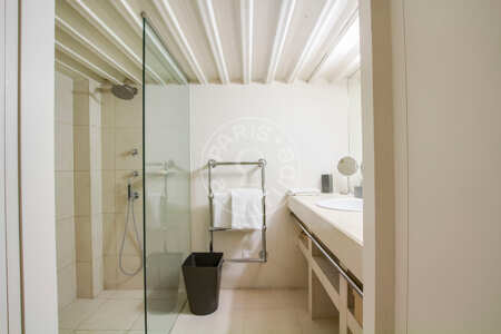 Badezimmer Möblierte wohnung - 187m²  - 3 Zimmer - Centre George Pompidou - Paris