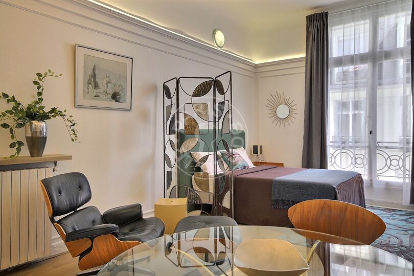 Furnished studio - Paris 75008 - 14311