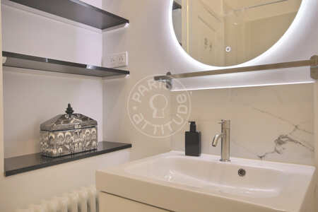 Bathroom Furnished studio - 35m²  - Champs-Elysées - Paris