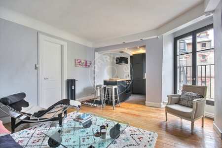 Living room Furnished apartment - 70m²  - 2 bedrooms - Sacré-Cœur - Paris