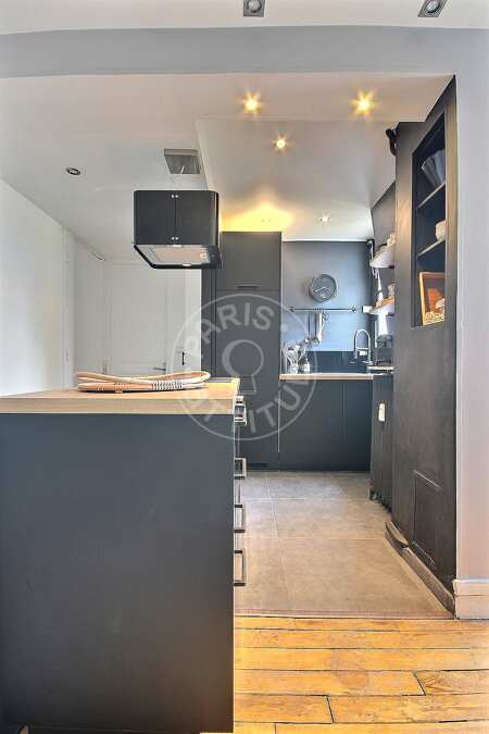 Kitchen Furnished apartment - 70m²  - 2 bedrooms - Sacré-Cœur - Paris