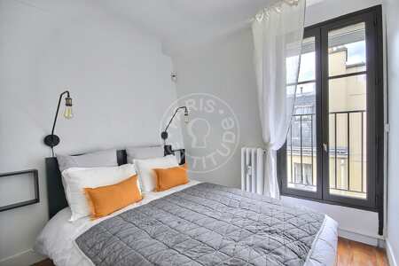 Bedroom Furnished apartment - 70m²  - 2 bedrooms - Sacré-Cœur - Paris