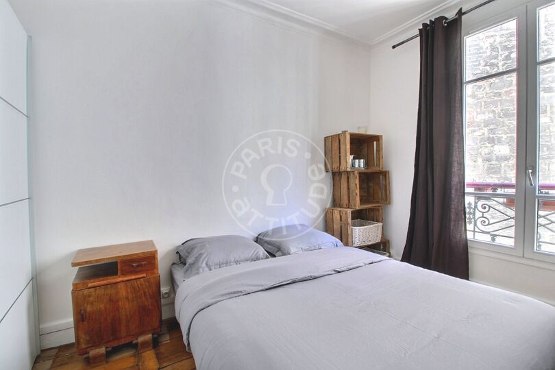 1 locale arredato - Parigi 75018 - 14316