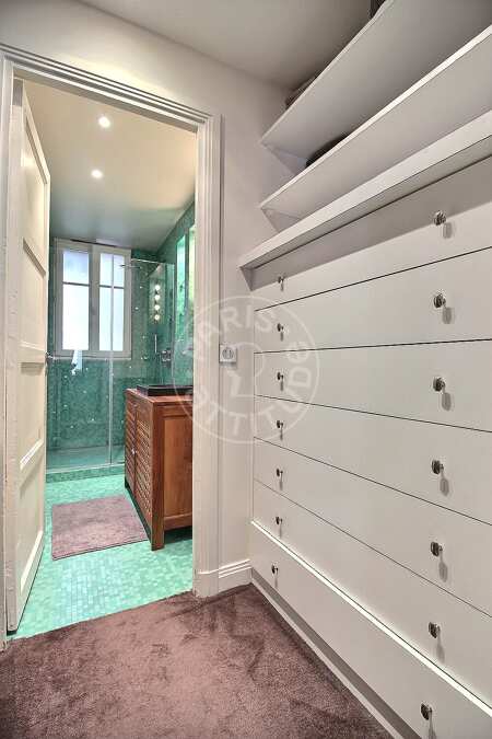 Dressing room Furnished apartment - 50m²  - 1 bedroom - Port Royal / Raspail - Paris