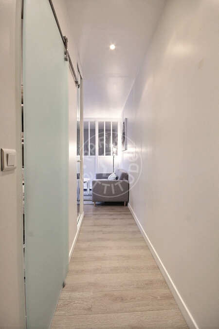 Eingangsbereich Möblierte alkovenwohnung - 30m²  - Marx Dormoy - Paris