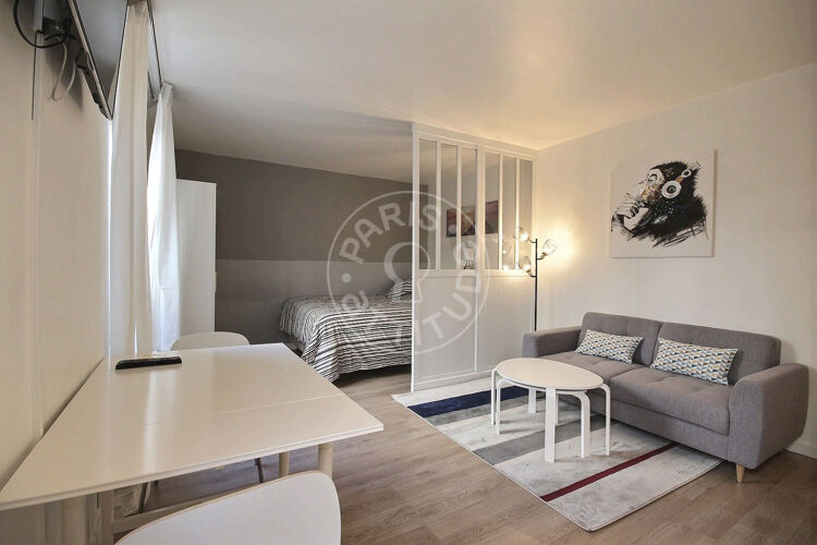 Salon - Studio alcove meublé - Paris 75018 - 14326