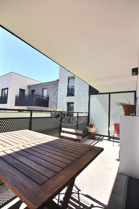Terrazzo Appartamento arredato - 68m²  - 2 locali - Saint-Ouen-sur-Seine