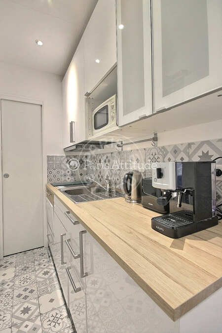 Kitchen Furnished apartment - 33m²  - 1 bedroom - Charonne - Paris