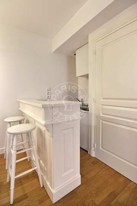 Cucina Mansardato arredato - 32m²  - Miromesnil - Parigi