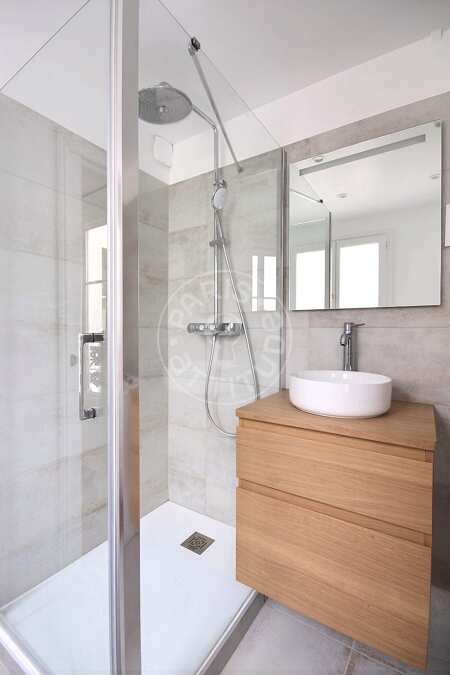 Baño Piso amueblado - 39m²  - 1 dormitorio - Temple - París