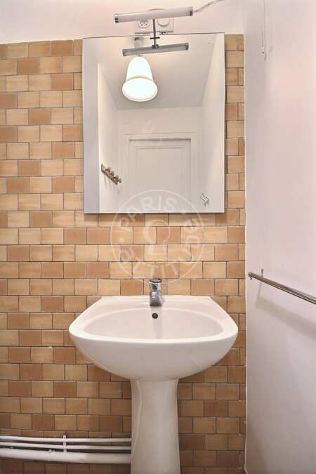 Badezimmer Möblierte wohnung - 40m²  - 1 Zimmer - Hôtel de Ville - Paris