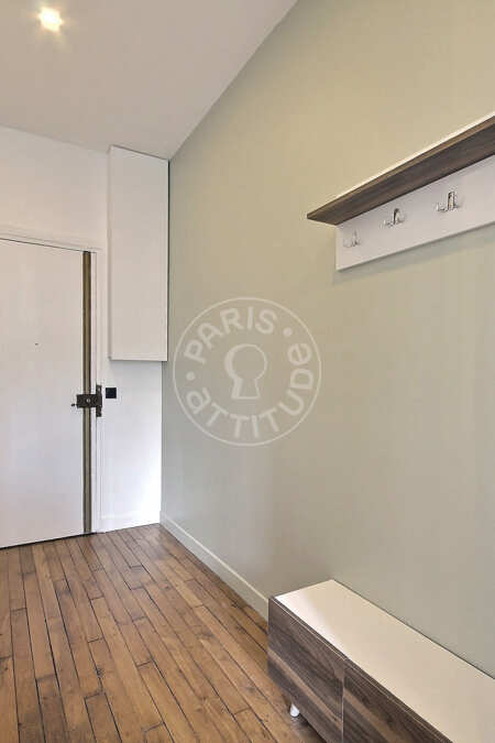 Entrée Appartement meublé - 47m²  - 1 chambre - Mirabeau - Paris