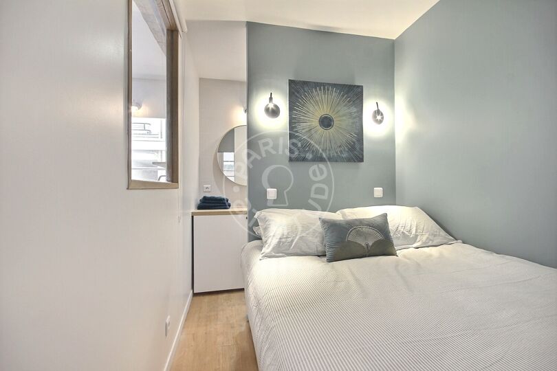 Mansardato arredato - Parigi 75007 - 14364