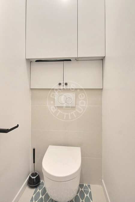 Bagno Mansardato arredato - 22m²  - Tour Eiffel - Parigi