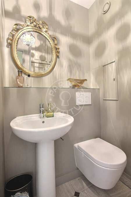 Inodoro Piso amueblado - 87m²  - 1 dormitorio - Canal de l'Ourcq - París