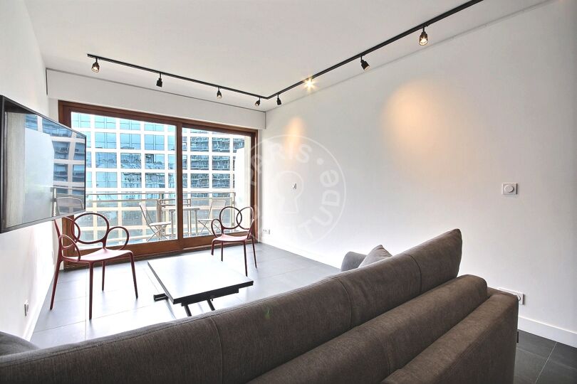 Estudio amueblado - París 75008 - 14380