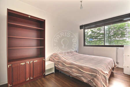 Quarto Apartamento mobilado - 72m²  - 2 quartos - Courbevoie
