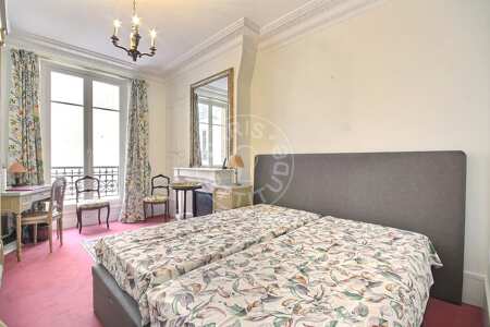Camera da letto Appartamento arredato - 73m²  - 1 locale - Ecole Militaire / Unesco / Duroc - Parigi